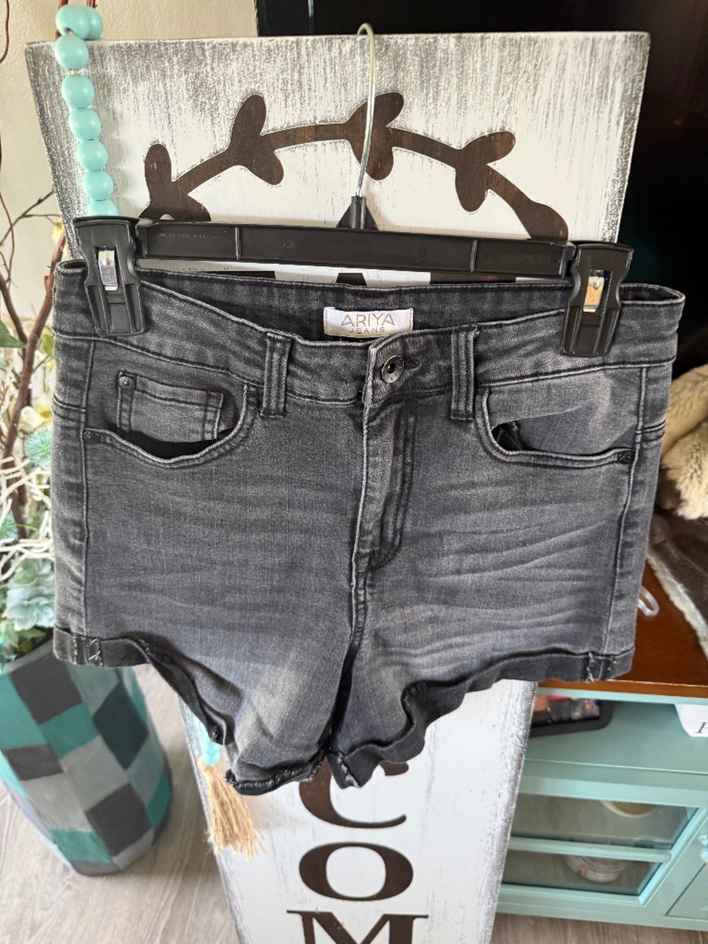 Ariya shorts